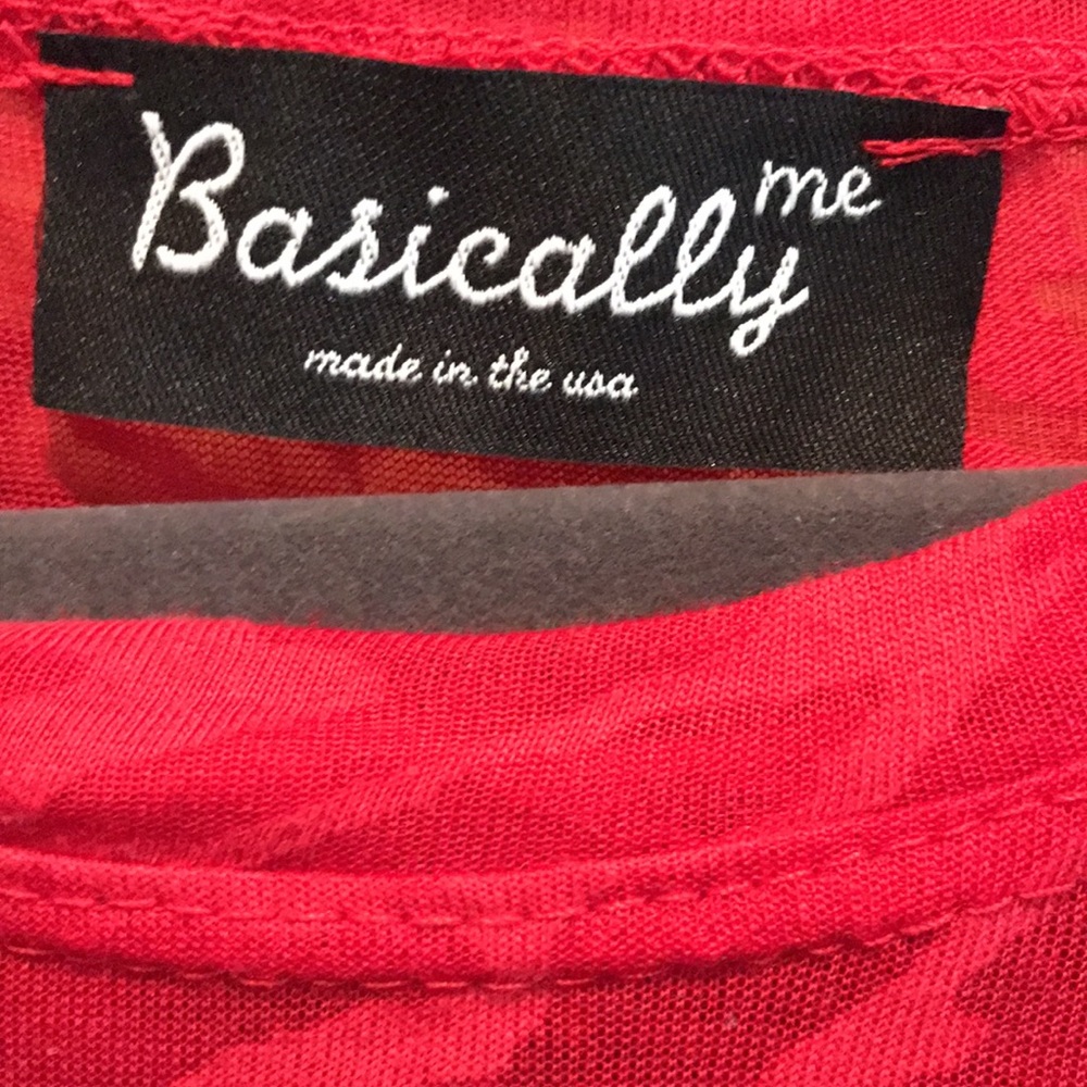 Basically me Red long flowing blouse - Picture 3 of 5